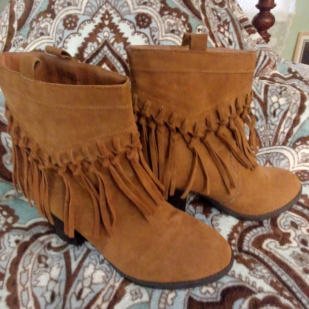 Cato Fringe Ankle Booties Size 8.5